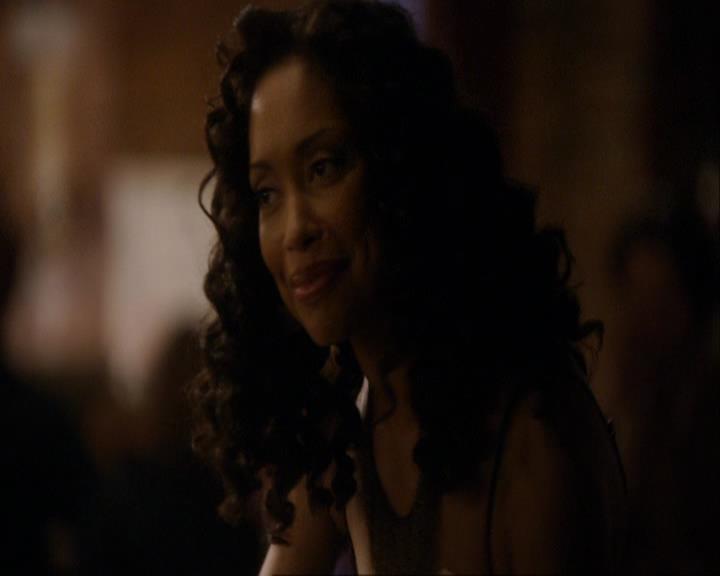 VampireDiariesWorld_dot_org-111Bloodlines1451.jpg