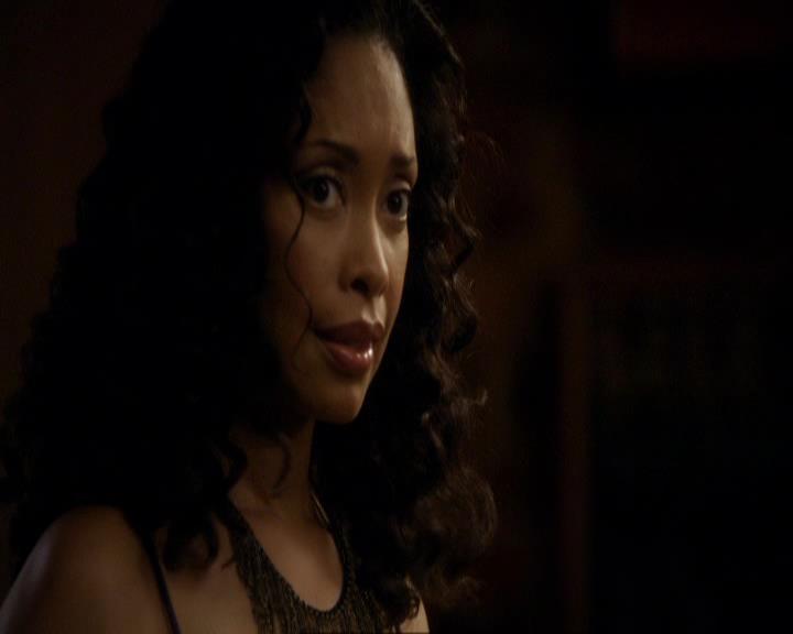 VampireDiariesWorld_dot_org-111Bloodlines1463.jpg