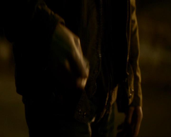 VampireDiariesWorld_dot_org-111Bloodlines1550.jpg
