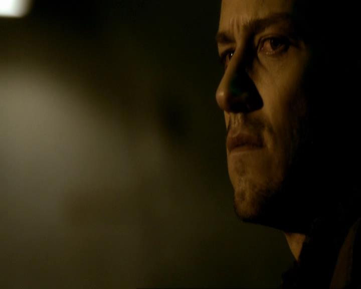 VampireDiariesWorld_dot_org-111Bloodlines1590.jpg
