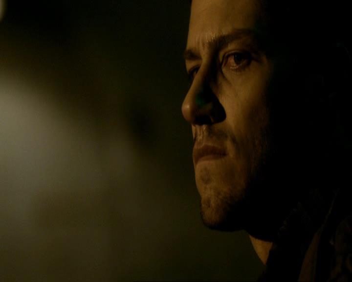 VampireDiariesWorld_dot_org-111Bloodlines1592.jpg