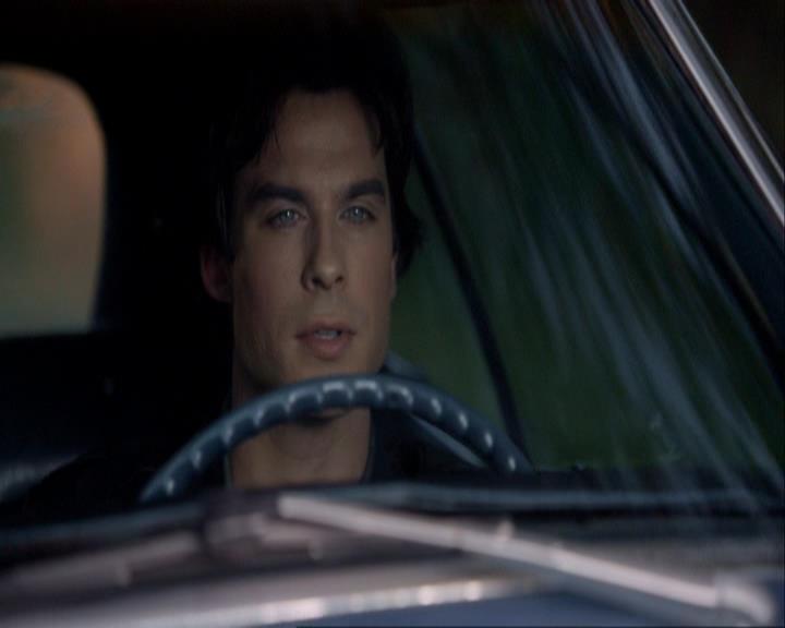VampireDiariesWorld_dot_org-111Bloodlines1812.jpg