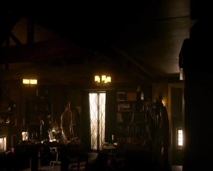 VampireDiariesWorld_dot_org-111Bloodlines1854.jpg