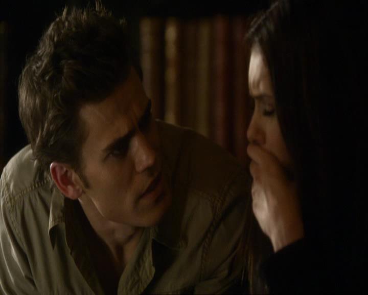 VampireDiariesWorld_dot_org-111Bloodlines2114.jpg