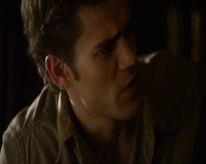 VampireDiariesWorld_dot_org-111Bloodlines2119.jpg