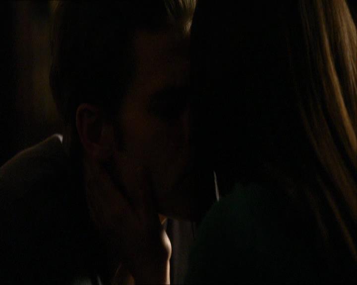 VampireDiariesWorld_dot_org-112Unpleasantville0462.jpg