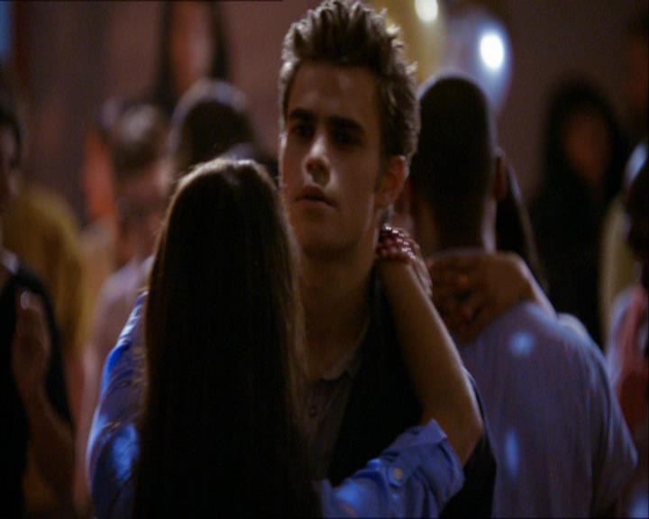 VampireDiariesWorld_dot_org-112Unpleasantville1554.jpg