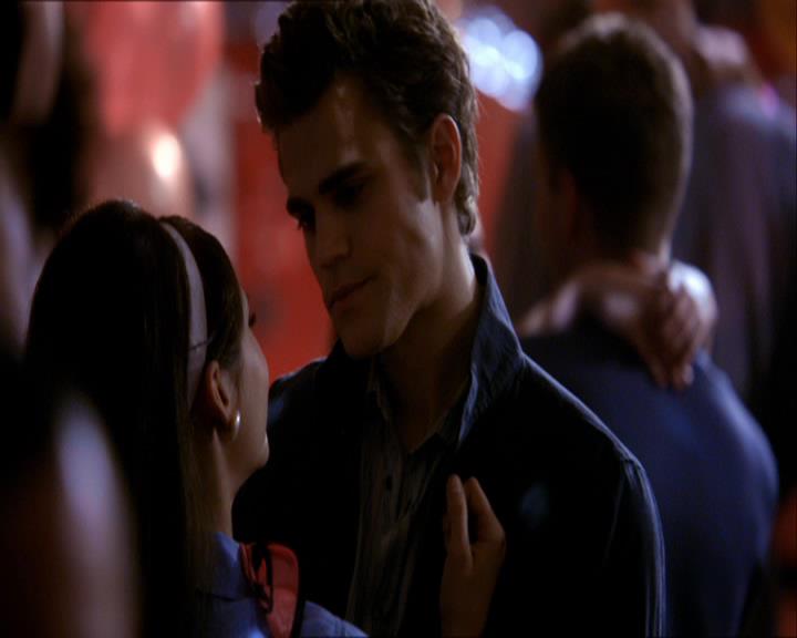 VampireDiariesWorld_dot_org-112Unpleasantville1564.jpg