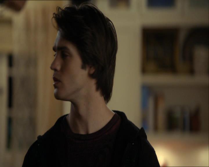VampireDiariesWorld_dot_org-113ChildrenOfTheDamned2174.jpg