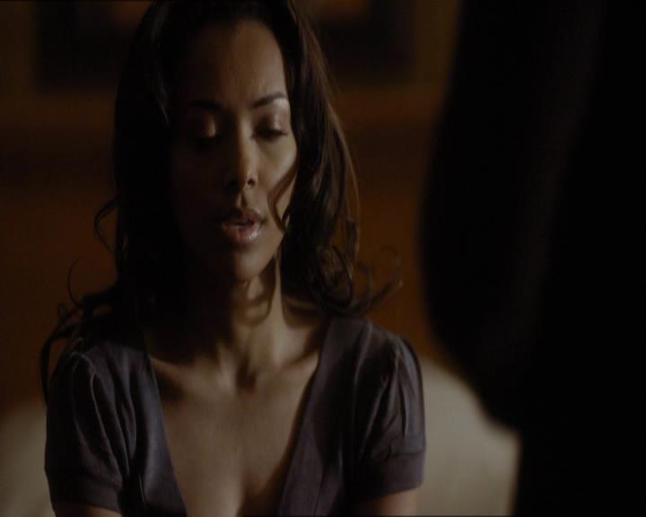 VampireDiariesWorld_dot_org-114FoolMeOnce0750.jpg