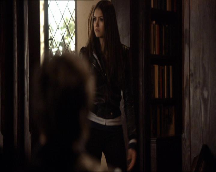 VampireDiariesWorld_dot_org-114FoolMeOnce0924.jpg
