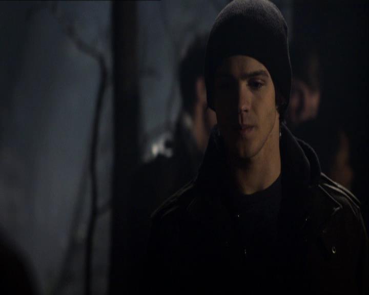 VampireDiariesWorld_dot_org-114FoolMeOnce1130.jpg