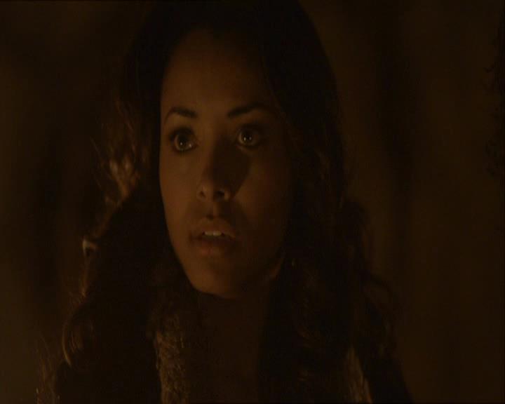 VampireDiariesWorld_dot_org-114FoolMeOnce1405.jpg