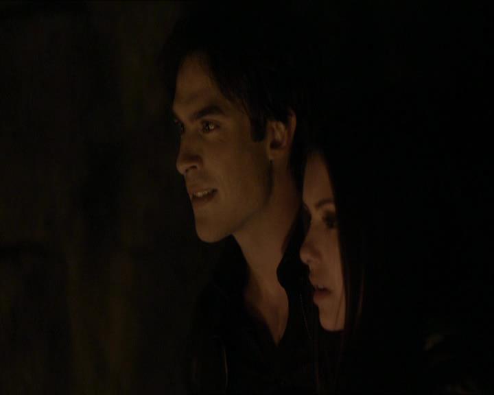 VampireDiariesWorld_dot_org-114FoolMeOnce1430.jpg