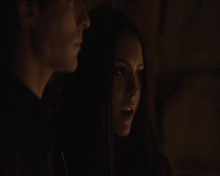 VampireDiariesWorld_dot_org-114FoolMeOnce1435.jpg