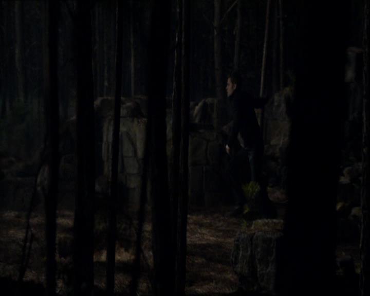 VampireDiariesWorld_dot_org-114FoolMeOnce1450.jpg