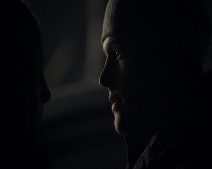 VampireDiariesWorld_dot_org-114FoolMeOnce1927.jpg