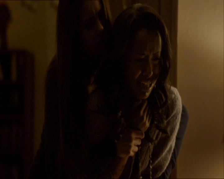 VampireDiariesWorld_dot_org-114FoolMeOnce2194.jpg