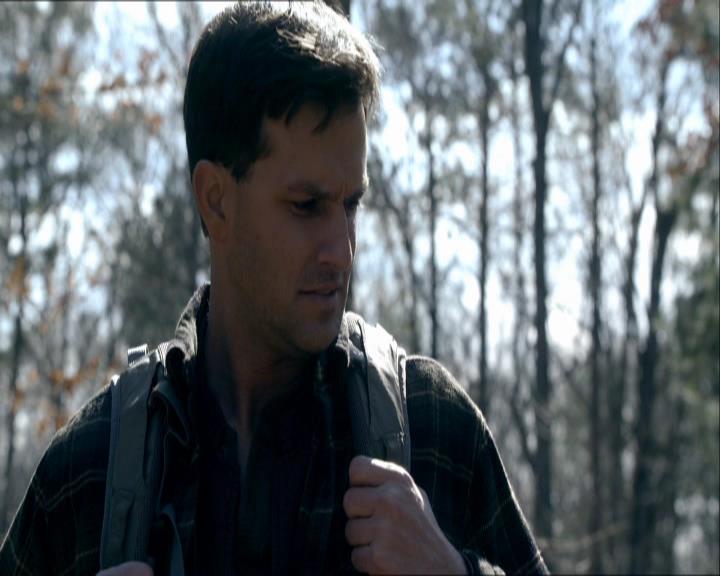 VampireDiariesWorld_dot_org-115AFewGoodMen0005.jpg