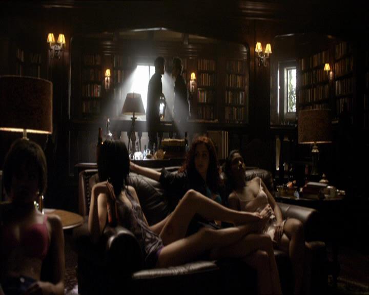 VampireDiariesWorld_dot_org-115AFewGoodMen0304.jpg