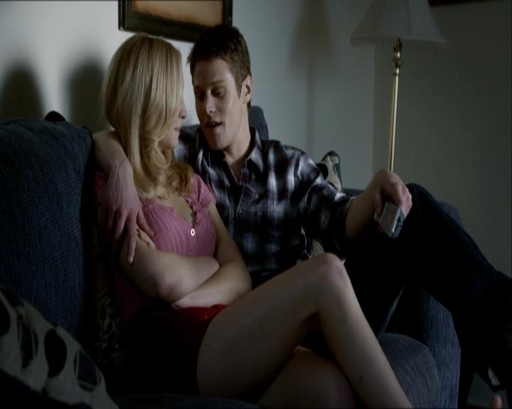VampireDiariesWorld_dot_org-115AFewGoodMen0401.jpg