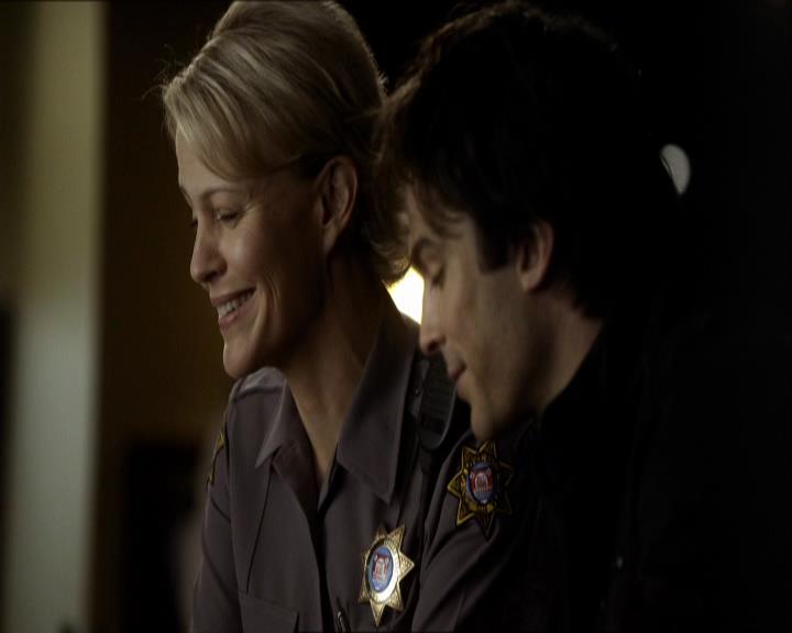 VampireDiariesWorld_dot_org-115AFewGoodMen1050.jpg