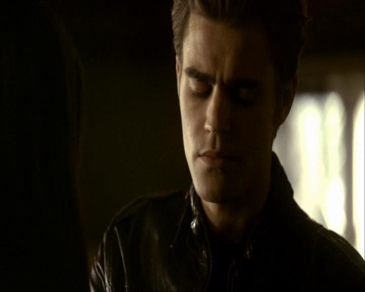 VampireDiariesWorld_dot_org-115AFewGoodMen1285.jpg
