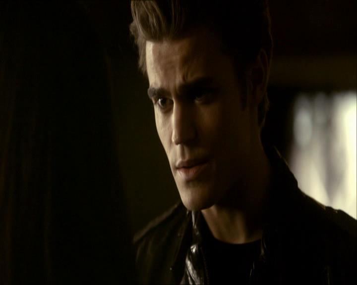 VampireDiariesWorld_dot_org-115AFewGoodMen1309.jpg