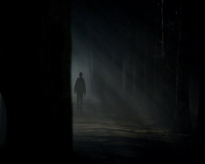 VampireDiariesWorld_dot_org-115AFewGoodMen2199.jpg