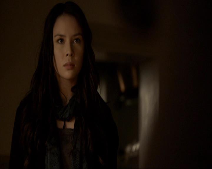 VampireDiariesWorld_dot_org-116ThereGoesTheNeighbourhood0046.jpg VampireDiariesWorld_dot_org-116ThereGoesTheNeighbourhood0046.jpg