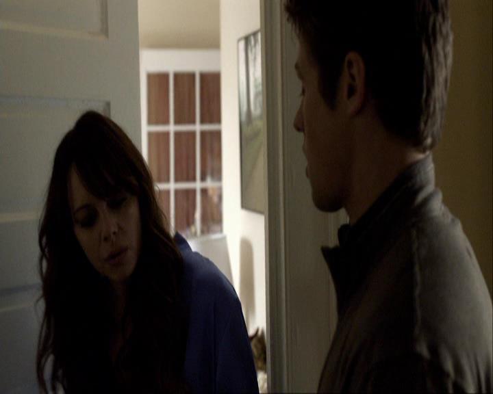 VampireDiariesWorld_dot_org-116ThereGoesTheNeighbourhood0093.jpg VampireDiariesWorld_dot_org-116ThereGoesTheNeighbourhood0093.jpg