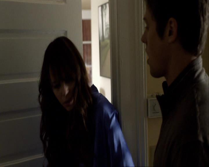 VampireDiariesWorld_dot_org-116ThereGoesTheNeighbourhood0094.jpg VampireDiariesWorld_dot_org-116ThereGoesTheNeighbourhood0094.jpg