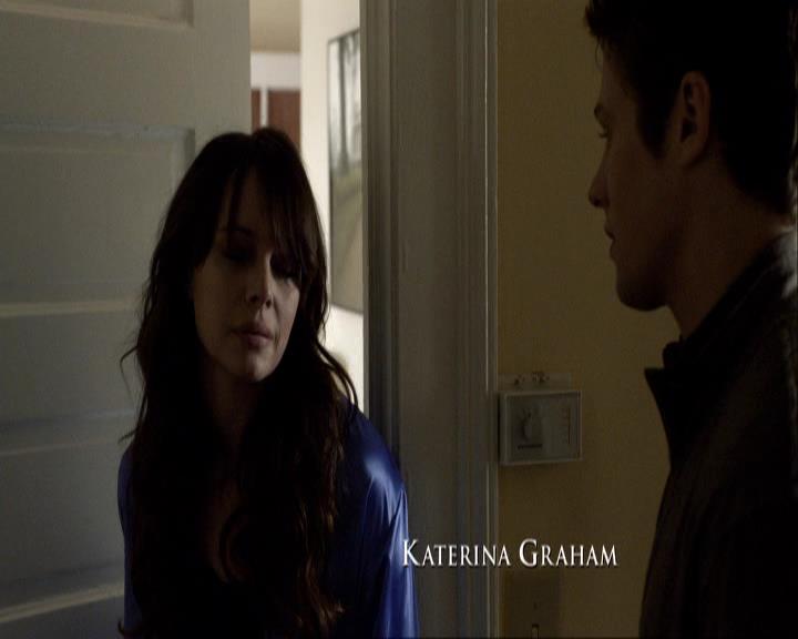 VampireDiariesWorld_dot_org-116ThereGoesTheNeighbourhood0099.jpg