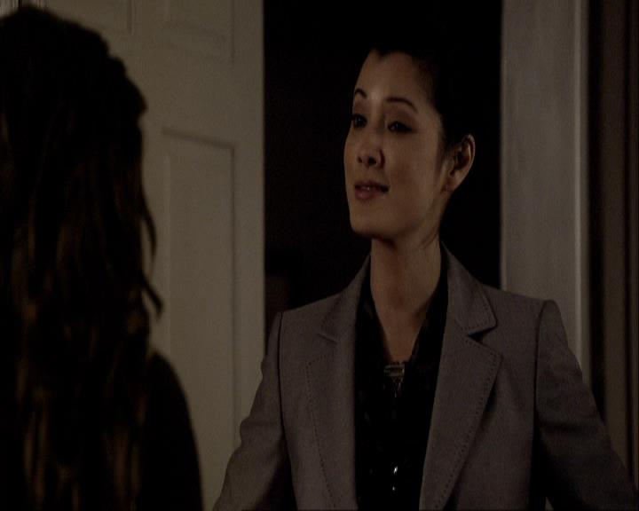 VampireDiariesWorld_dot_org-116ThereGoesTheNeighbourhood0282.jpg
