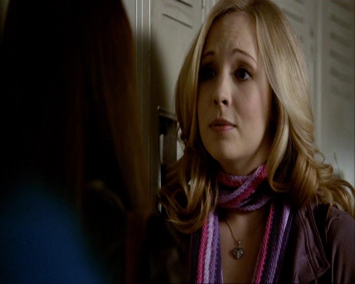 VampireDiariesWorld_dot_org-116ThereGoesTheNeighbourhood0302.jpg VampireDiariesWorld_dot_org-116ThereGoesTheNeighbourhood0302.jpg