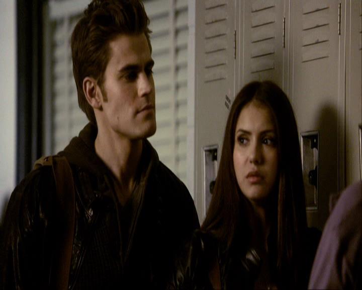 VampireDiariesWorld_dot_org-116ThereGoesTheNeighbourhood0330.jpg VampireDiariesWorld_dot_org-116ThereGoesTheNeighbourhood0330.jpg