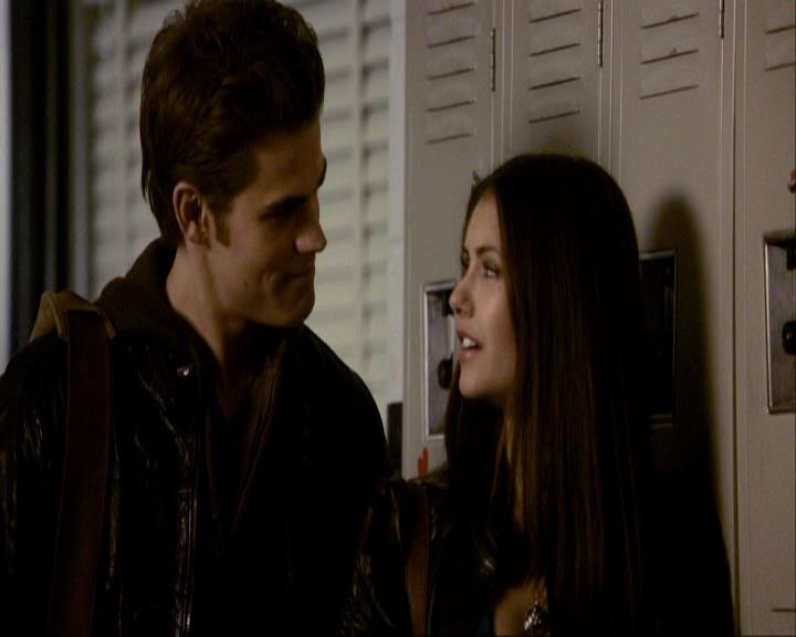 VampireDiariesWorld_dot_org-116ThereGoesTheNeighbourhood0341.jpg