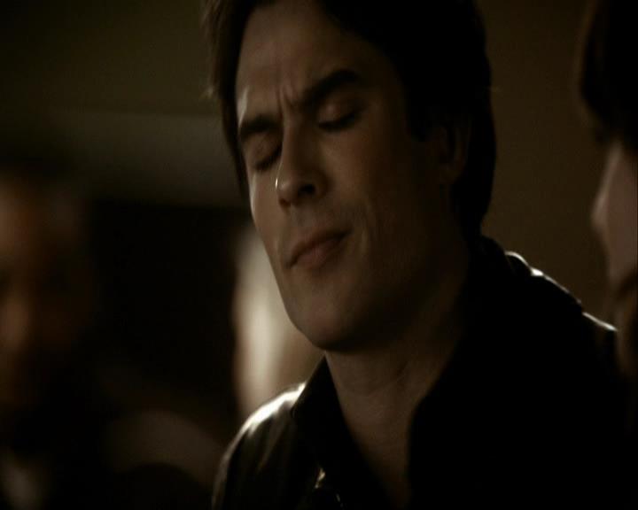 VampireDiariesWorld_dot_org-116ThereGoesTheNeighbourhood0909.jpg VampireDiariesWorld_dot_org-116ThereGoesTheNeighbourhood0909.jpg