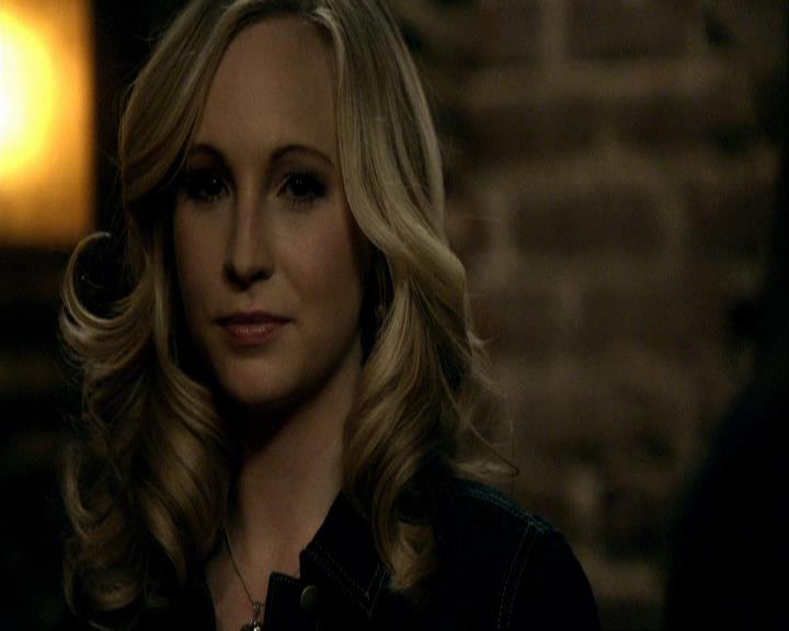 VampireDiariesWorld_dot_org-116ThereGoesTheNeighbourhood0944.jpg VampireDiariesWorld_dot_org-116ThereGoesTheNeighbourhood0944.jpg