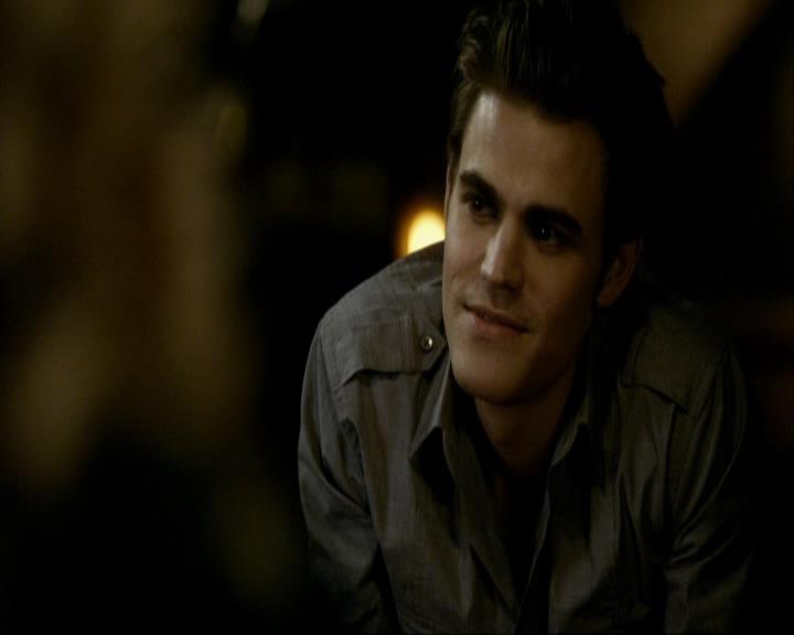 VampireDiariesWorld_dot_org-116ThereGoesTheNeighbourhood0946.jpg