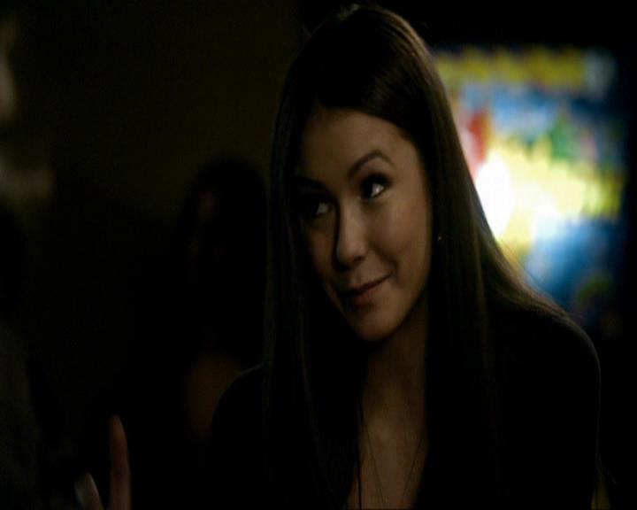 VampireDiariesWorld_dot_org-116ThereGoesTheNeighbourhood0947.jpg VampireDiariesWorld_dot_org-116ThereGoesTheNeighbourhood0947.jpg