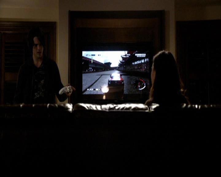 VampireDiariesWorld_dot_org-116ThereGoesTheNeighbourhood0970.jpg VampireDiariesWorld_dot_org-116ThereGoesTheNeighbourhood0970.jpg