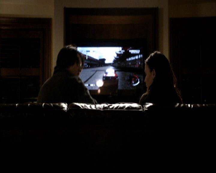 VampireDiariesWorld_dot_org-116ThereGoesTheNeighbourhood0973.jpg VampireDiariesWorld_dot_org-116ThereGoesTheNeighbourhood0973.jpg