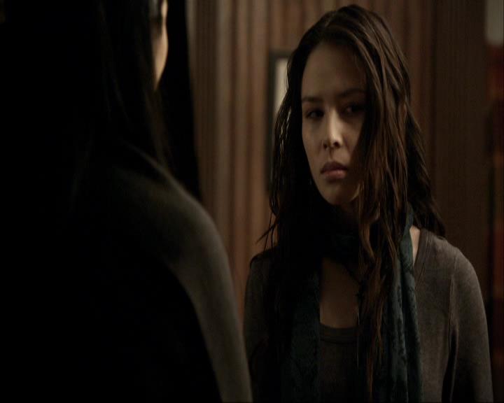VampireDiariesWorld_dot_org-116ThereGoesTheNeighbourhood1806.jpg