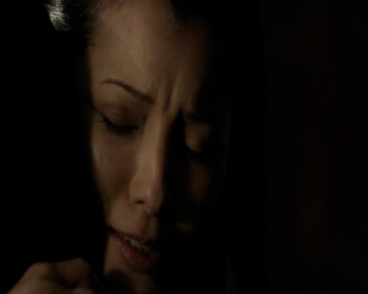 VampireDiariesWorld_dot_org-116ThereGoesTheNeighbourhood1817.jpg