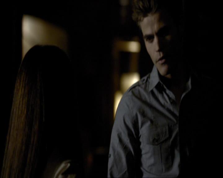 VampireDiariesWorld_dot_org-116ThereGoesTheNeighbourhood1823.jpg