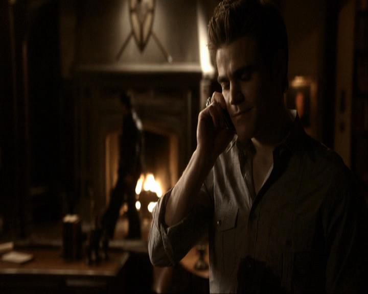 VampireDiariesWorld_dot_org-116ThereGoesTheNeighbourhood2131.jpg VampireDiariesWorld_dot_org-116ThereGoesTheNeighbourhood2131.jpg