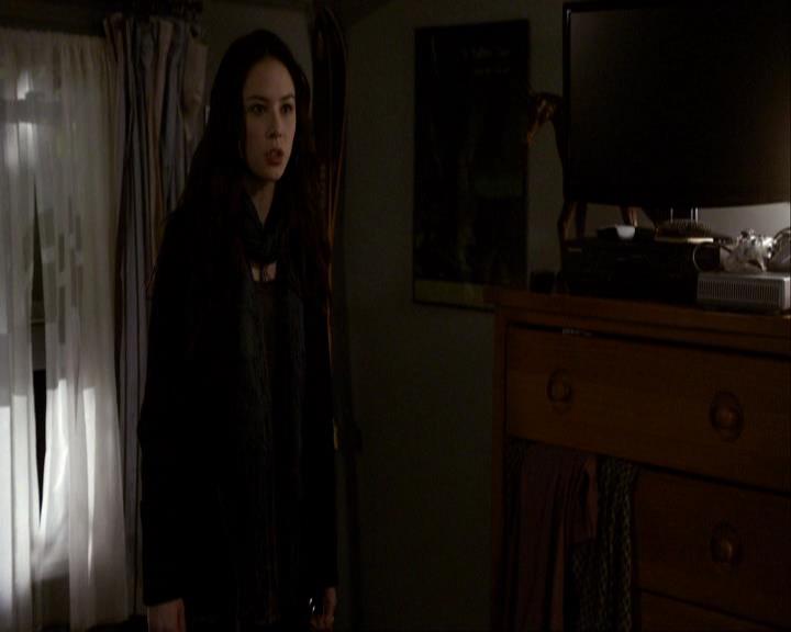 VampireDiariesWorld_dot_org-116ThereGoesTheNeighbourhood2149.jpg