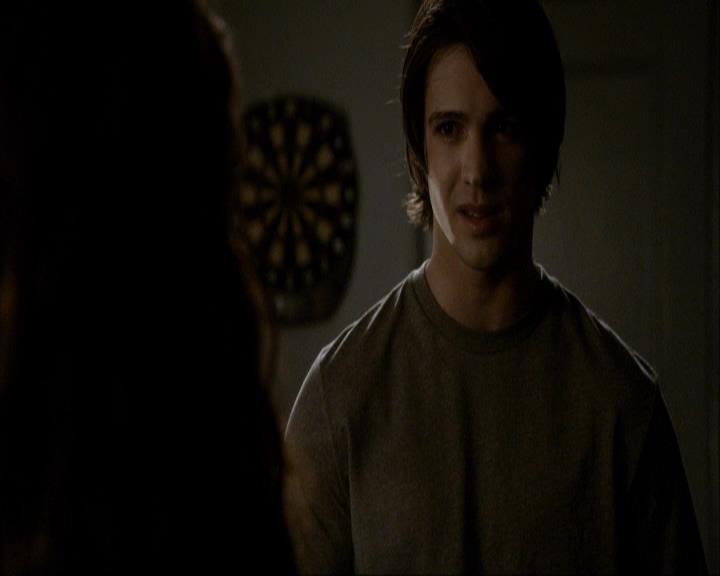 VampireDiariesWorld_dot_org-116ThereGoesTheNeighbourhood2181.jpg
