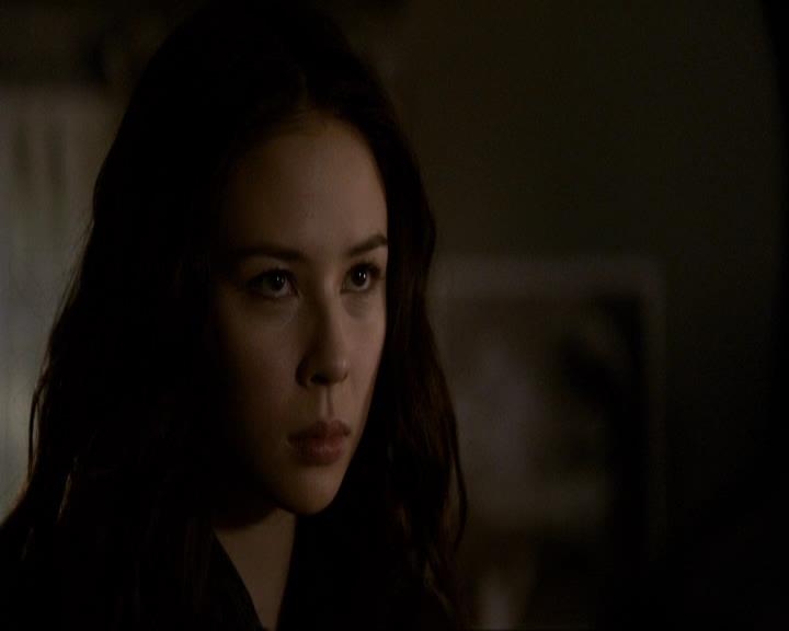 VampireDiariesWorld_dot_org-116ThereGoesTheNeighbourhood2184.jpg